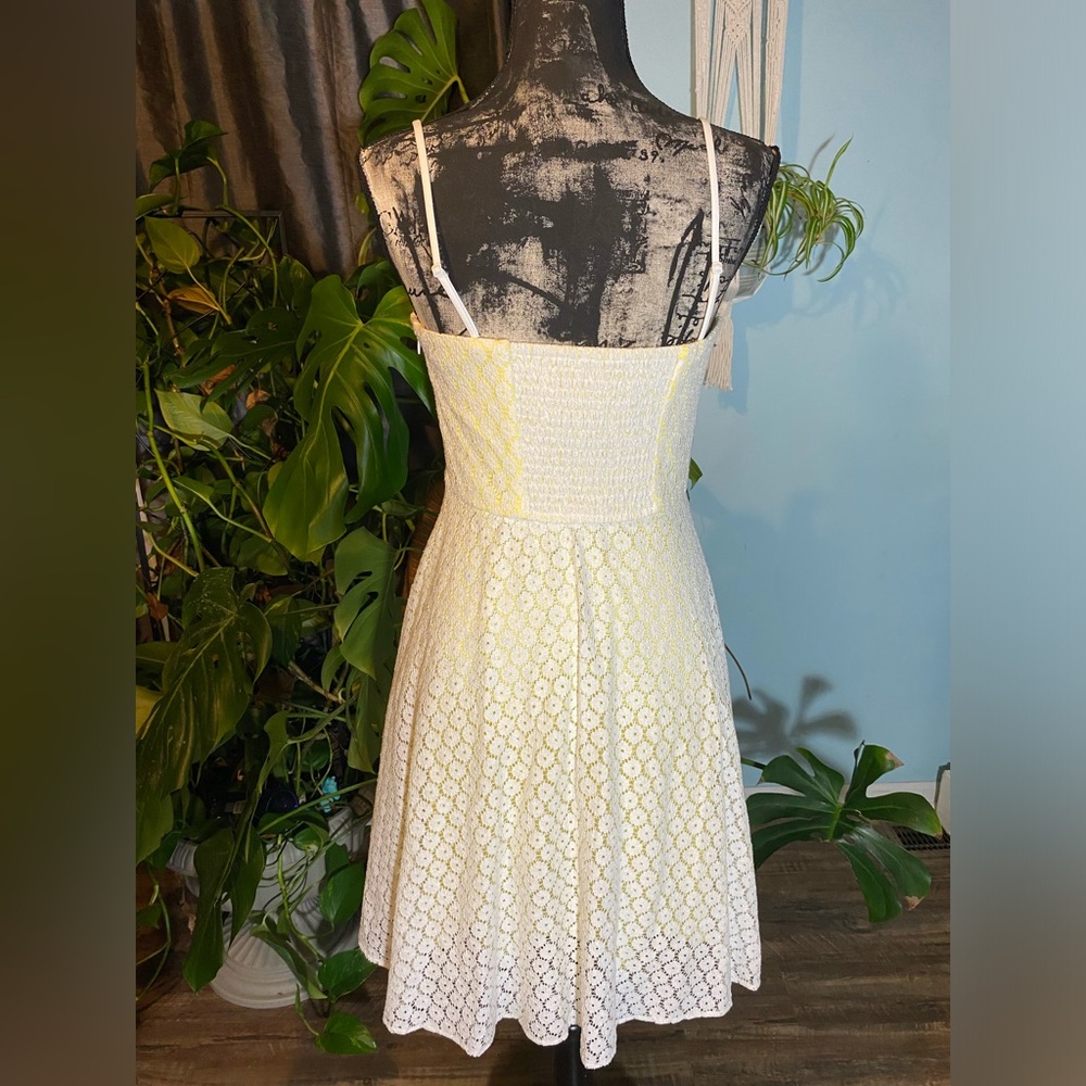 Betsey Johnson Yellow Dress and white lace Overlay summer sundress strapless - Picture 3 of 8